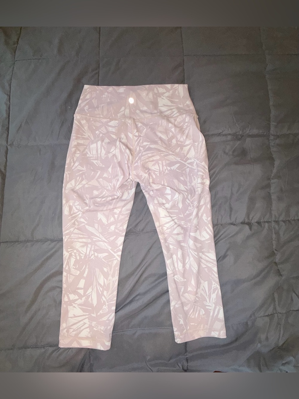 Lululemon Pink Patterned Cropped Leggings High Rise - Picture 2 of 6